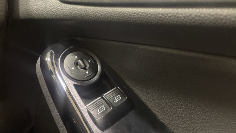 Ford Fiesta 1.0 EcoBoost Zetec 5dr Petrol Hatchback